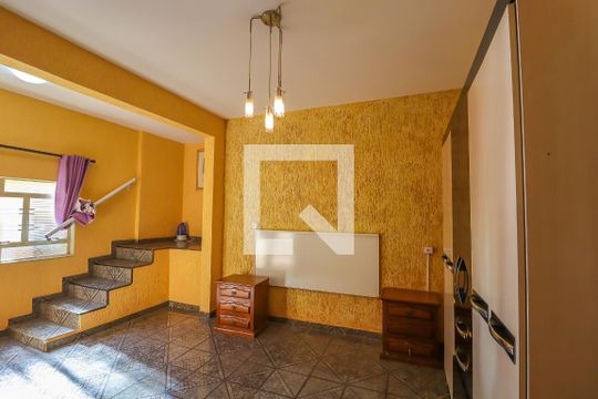 Sala de casa à venda com 2 quartos, 180m² em Água Doce, Jundiaí
