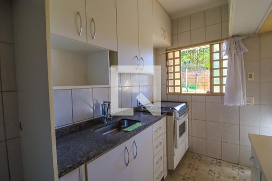 Cozinha de casa à venda com 2 quartos, 180m² em Água Doce, Jundiaí