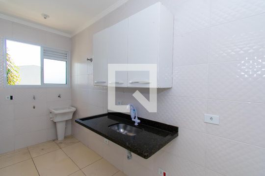 Cozinha de apartamento para alugar com 1 quarto, 32m² em Chácara Belenzinho, São Paulo