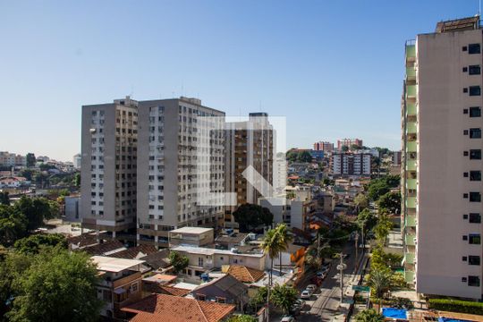 Sala - Janela de apartamento à venda com 2 quartos, 80m² em Méier, Rio de Janeiro