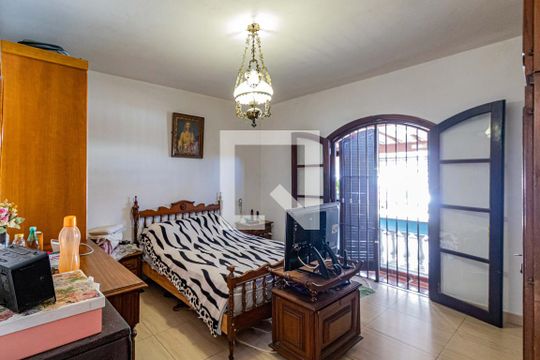 Quarto 01 de casa para alugar com 3 quartos, 170m² em Vila Sonia, São Paulo