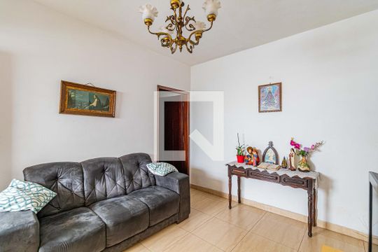Sala de casa para alugar com 3 quartos, 170m² em Vila Sonia, São Paulo
