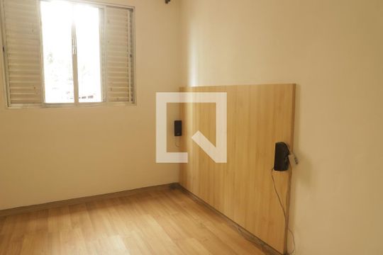 Quarto 1 de apartamento para alugar com 2 quartos, 65m² em Chácara Inglesa, São Paulo