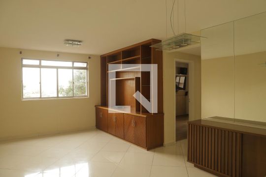 Apartamento para alugar com 2 quartos, 65m² em Chácara Inglesa, São Paulo
