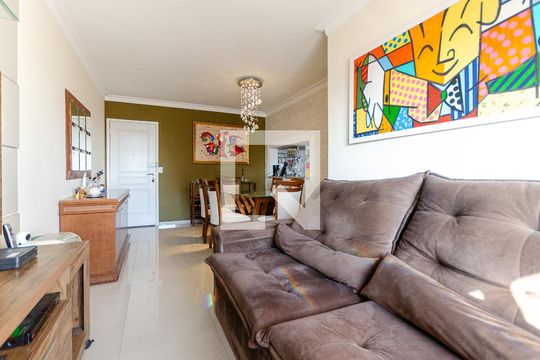 Sala de apartamento para alugar com 3 quartos, 78m² em Vila Amélia, São Paulo