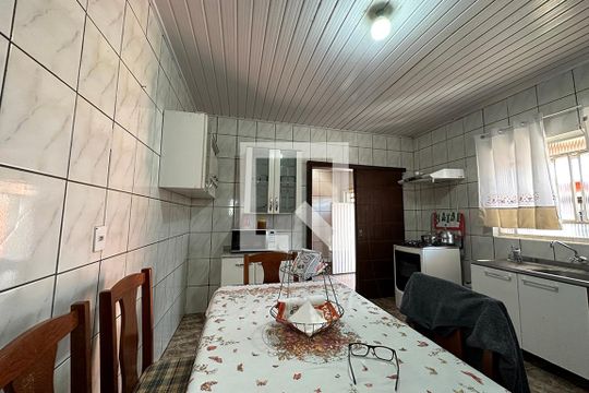 Cozinha de casa para alugar com 2 quartos, 140m² em Campina, São Leopoldo
