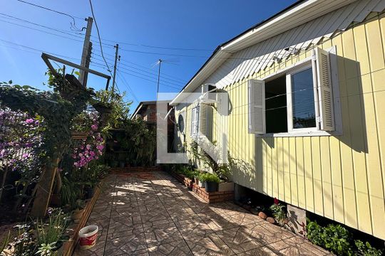 Área Externa de casa para alugar com 2 quartos, 60m² em Campina, São Leopoldo