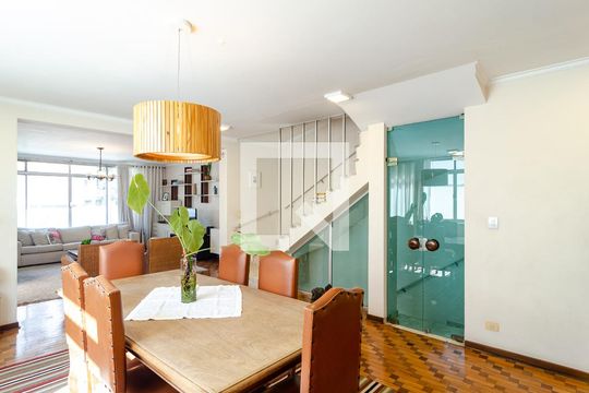 Sala de casa à venda com 4 quartos, 320m² em Vila Clementino, São Paulo