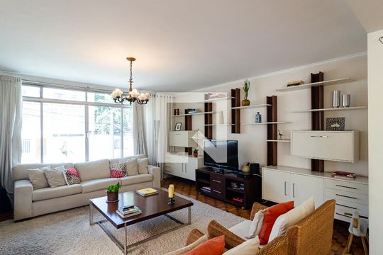 Sala de casa à venda com 4 quartos, 320m² em Vila Clementino, São Paulo