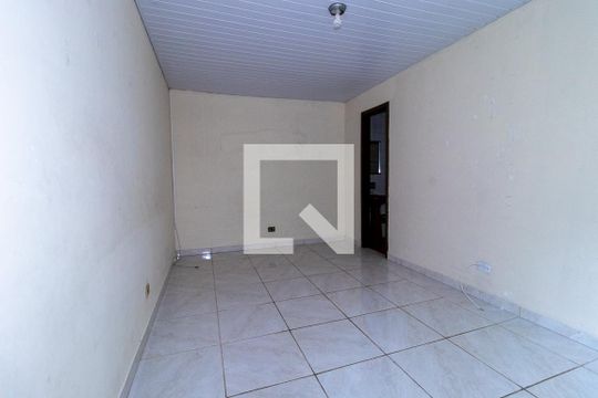 Sala de casa à venda com 2 quartos, 880m² em Boqueirão, Curitiba