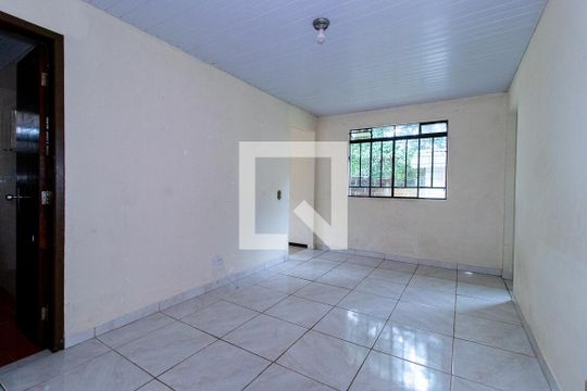 Sala de casa à venda com 2 quartos, 880m² em Boqueirão, Curitiba