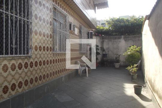 Fachada de apartamento à venda com 3 quartos, 100m² em Higienópolis, Rio de Janeiro