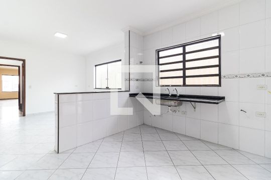 Cozinha de casa à venda com 3 quartos, 200m² em Vila Brasilina, São Paulo