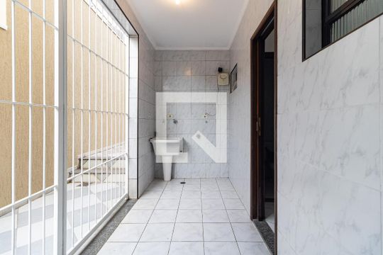 Área de Serviço de casa à venda com 3 quartos, 200m² em Vila Brasilina, São Paulo