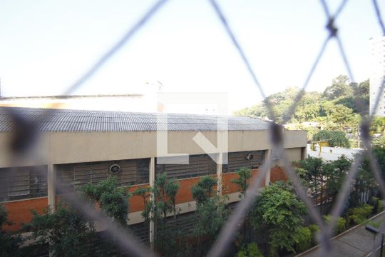 Vista de apartamento para alugar com 2 quartos, 41m² em Cambuci, São Paulo