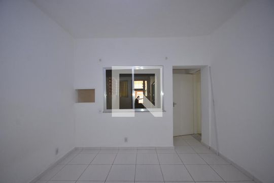 Quarto 2 de casa à venda com 2 quartos, 80m² em Vista Alegre, Rio de Janeiro
