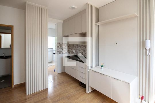  Sala e Cozinha  de apartamento para alugar com 2 quartos, 40m² em Vila Formosa, São Paulo