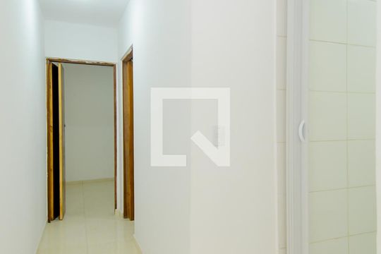 Corredor dos Dormitórios  de casa à venda com 2 quartos, 60m² em Jardim São Paulo, Guarulhos