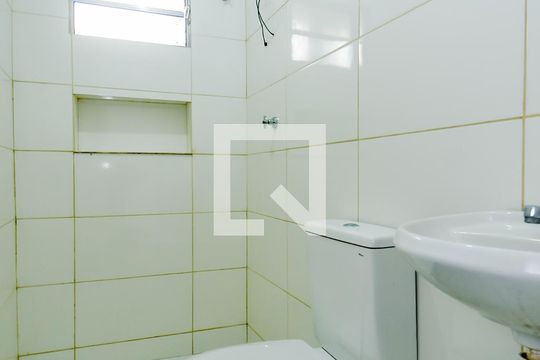 Banheiro de casa à venda com 2 quartos, 60m² em Jardim São Paulo, Guarulhos