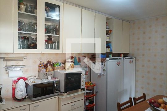 Cozinha de casa à venda com 2 quartos, 108m² em Vila União (zona Leste), São Paulo