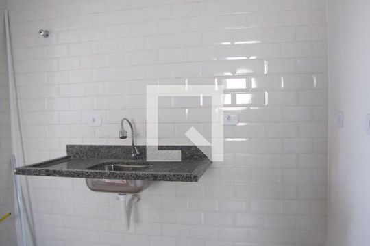 Sala/Cozinha de apartamento para alugar com 1 quarto, 35m² em Vila Guilhermina, São Paulo