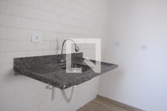 Sala/Cozinha de apartamento para alugar com 1 quarto, 35m² em Vila Guilhermina, São Paulo
