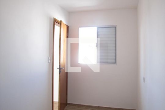 Quarto de apartamento para alugar com 1 quarto, 35m² em Vila Guilhermina, São Paulo