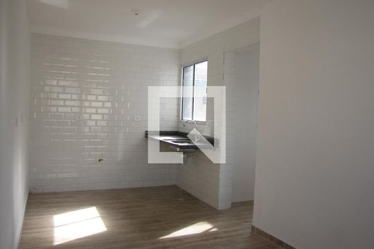 Sala/Cozinha de apartamento para alugar com 1 quarto, 35m² em Vila Guilhermina, São Paulo