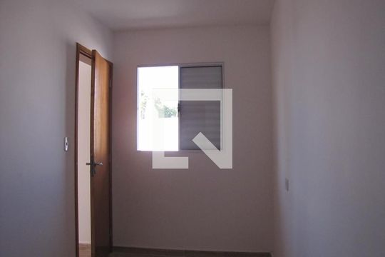 Quarto de apartamento para alugar com 1 quarto, 35m² em Vila Guilhermina, São Paulo