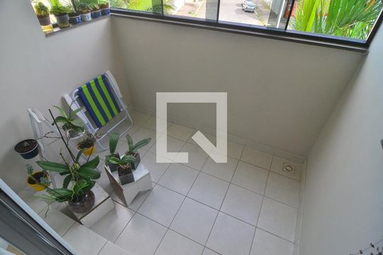 Vista de apartamento à venda com 2 quartos, 67m² em Harmonia, Canoas