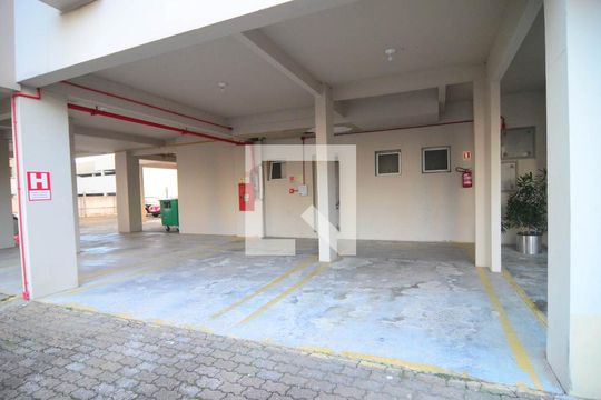 Estacionamento de apartamento à venda com 2 quartos, 67m² em Harmonia, Canoas