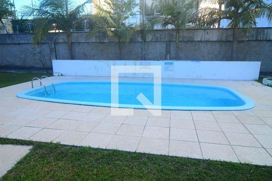 Área comum - Piscina de apartamento à venda com 2 quartos, 67m² em Harmonia, Canoas