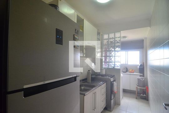 Cozinha de apartamento à venda com 2 quartos, 67m² em Harmonia, Canoas