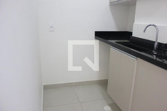 Lavanderia de apartamento para alugar com 2 quartos, 36m² em Vila das Bandeiras, Guarulhos