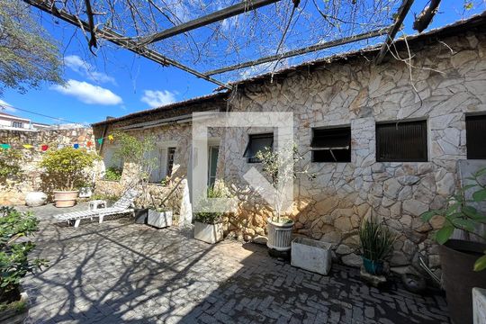 Casa à venda com 4 quartos, 250m² em Vila do Encontro, São Paulo