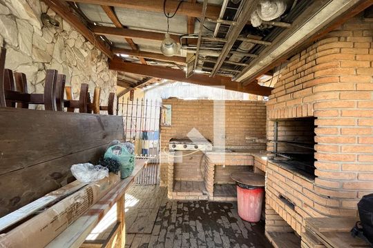 Área Comum de casa à venda com 4 quartos, 250m² em Vila do Encontro, São Paulo