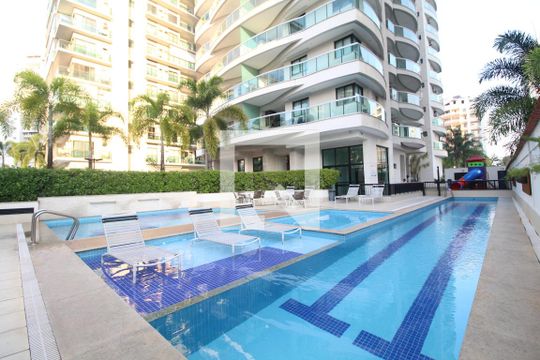 Área comum - Piscina de apartamento para alugar com 3 quartos, 77m² em Jacarepaguá, Rio de Janeiro