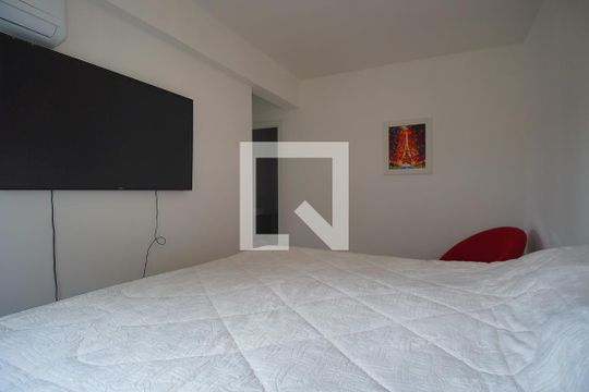 Quarto  Suíte  de apartamento à venda com 2 quartos, 78m² em Vila Ipiranga, Porto Alegre