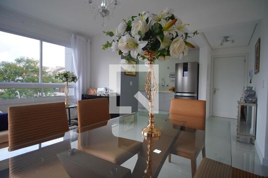 Sala  de apartamento à venda com 2 quartos, 78m² em Vila Ipiranga, Porto Alegre