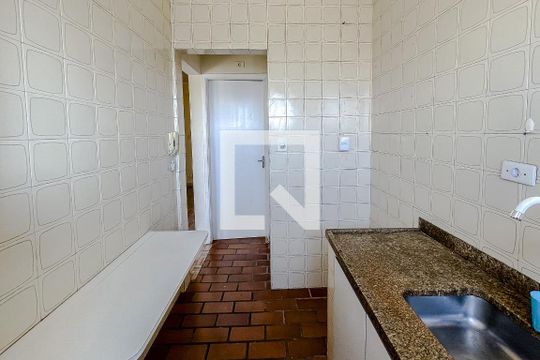 Cozinha de apartamento para alugar com 1 quarto, 45m² em Santana, São Paulo