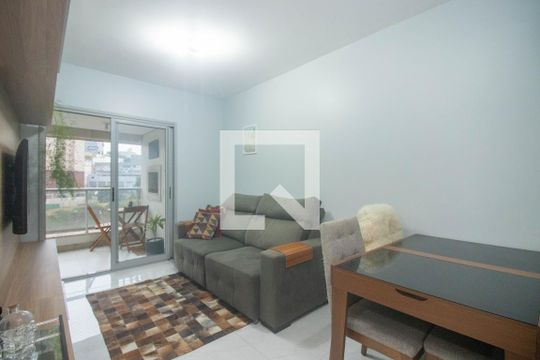 Sala de apartamento à venda com 1 quarto, 49m² em Petrópolis, Porto Alegre