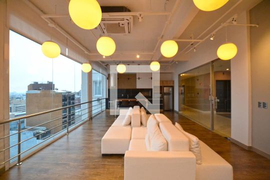 Área comum - Salão de festas de kitnet/studio à venda com 1 quarto, 30m² em Centro Histórico, Porto Alegre