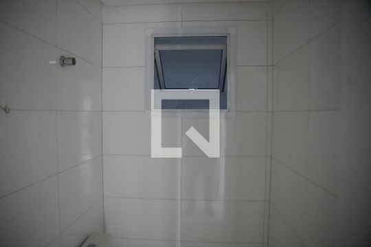 Lavabo de apartamento para alugar com 1 quarto, 65m² em Guilhermina, Praia Grande