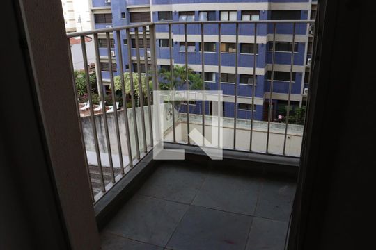 Varanda da Sala de apartamento para alugar com 1 quarto, 66m² em Cambuí, Campinas