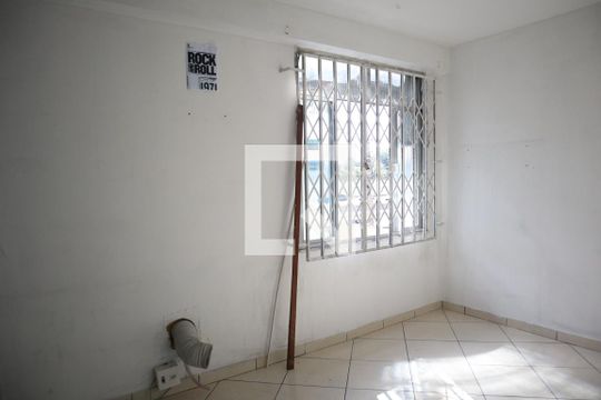 Quarto 1 de apartamento para alugar com 2 quartos, 50m² em Irajá, Rio de Janeiro