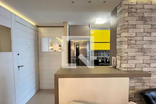 Cozinha de apartamento para alugar com 2 quartos, 67m² em Bosque, Campinas