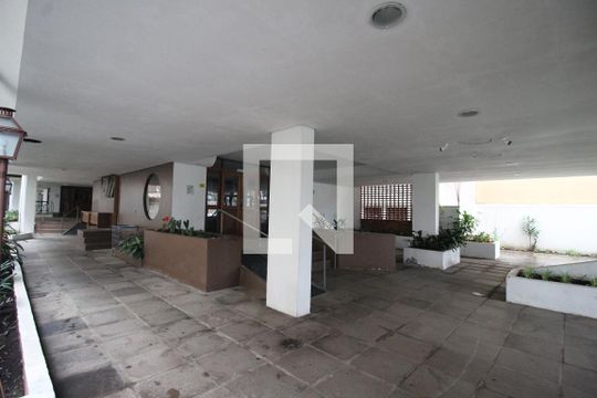 Área comum de apartamento à venda com 2 quartos, 65m² em Petrópolis, Porto Alegre