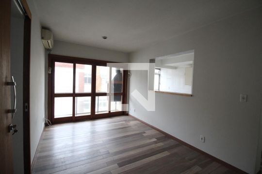 Sala de apartamento à venda com 2 quartos, 65m² em Petrópolis, Porto Alegre