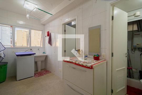 Área de Serviço de apartamento à venda com 4 quartos, 250m² em Vila Suzana, São Paulo