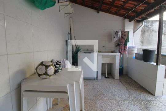 Lavanderia de casa à venda com 3 quartos, 240m² em Jardim Santa Cruz , São Paulo